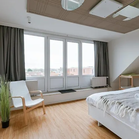 Huswell - Spacious Vacation For 12 Guests In Westende * Middelkerke